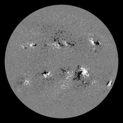 Solar Magnetic Fields