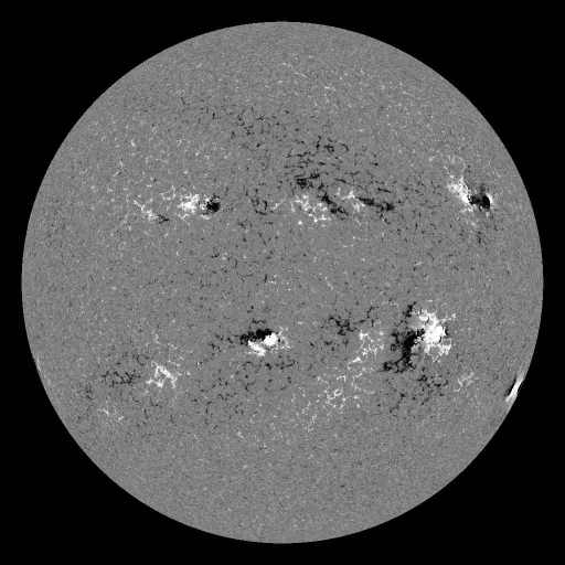 Solar Magnetic Fields