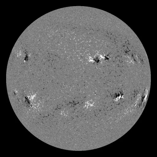 Solar Magnetic Fields