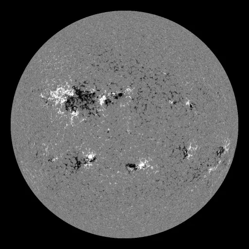 Solar Magnetic Fields