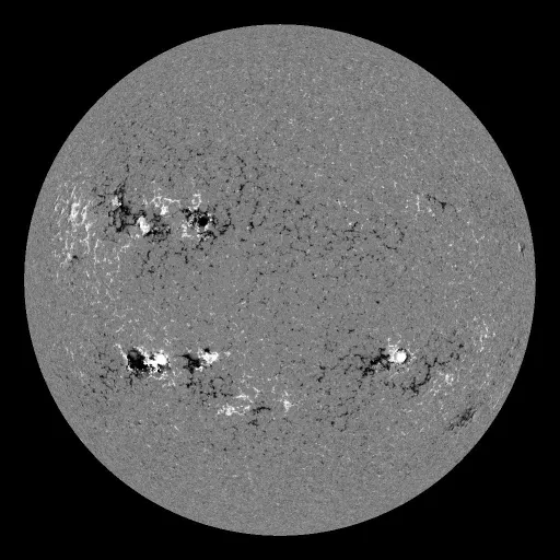 Solar Magnetic Fields