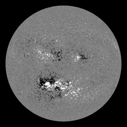 Solar Magnetic Fields