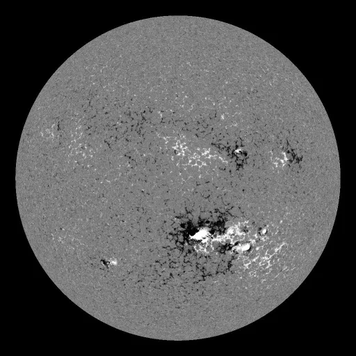 Solar Magnetic Fields