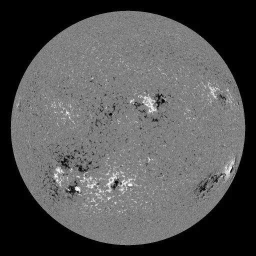 Solar Magnetic Fields