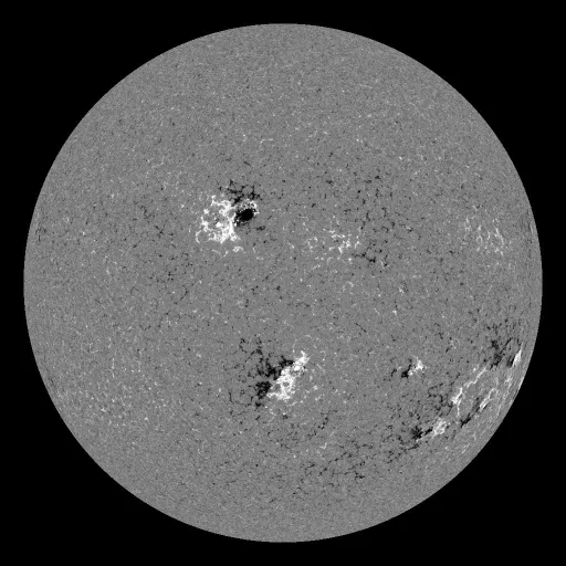 Solar Magnetic Fields