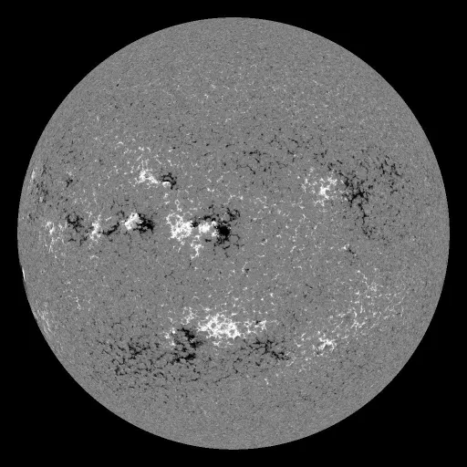 Solar Magnetic Fields