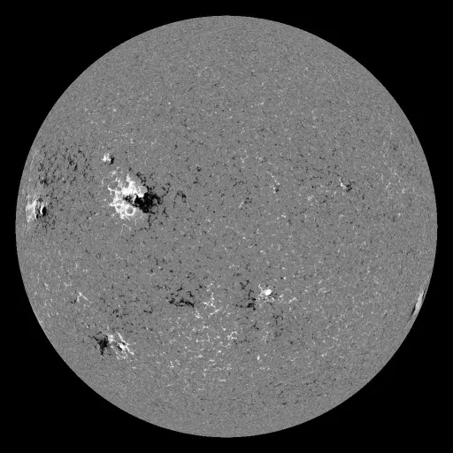 Solar Magnetic Fields