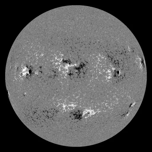 Solar Magnetic Fields