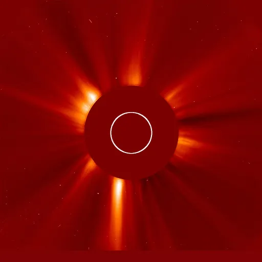Ближняя корона Солнца