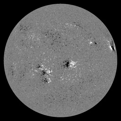 Solar Magnetic Fields