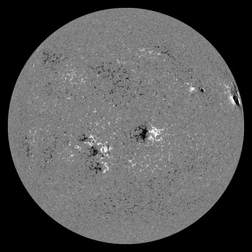 Solar Magnetic Fields