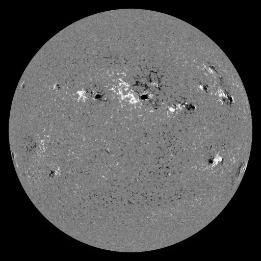 Solar Magnetic Fields