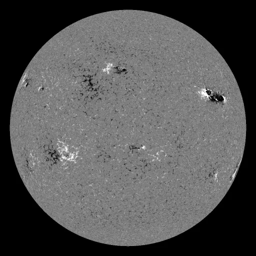 Solar Magnetic Fields