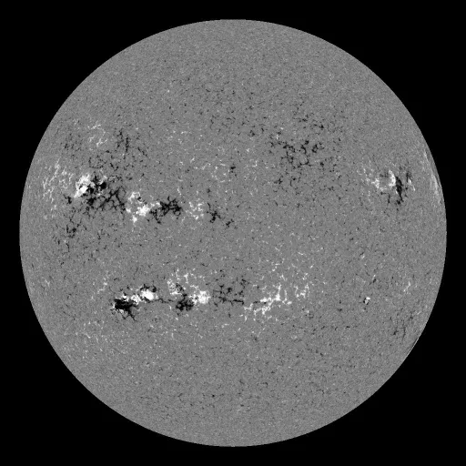 Solar Magnetic Fields