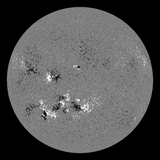 Solar Magnetic Fields