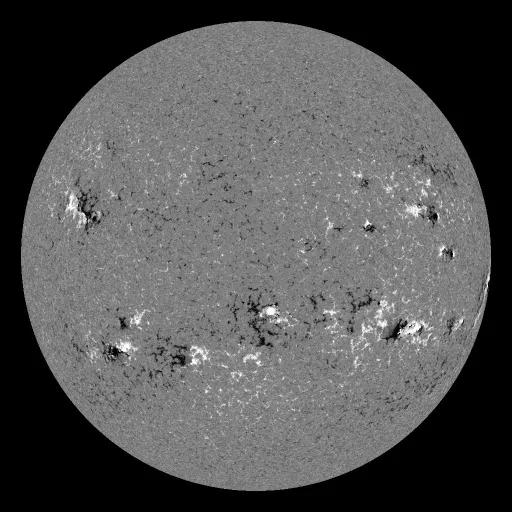 Solar Magnetic Fields