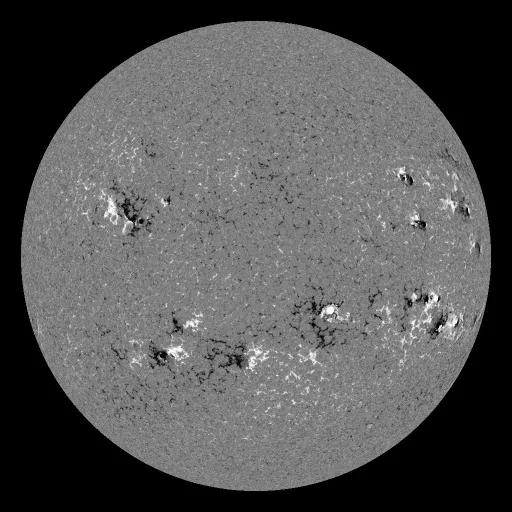 Solar Magnetic Fields