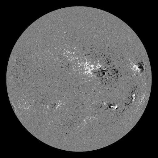Solar Magnetic Fields