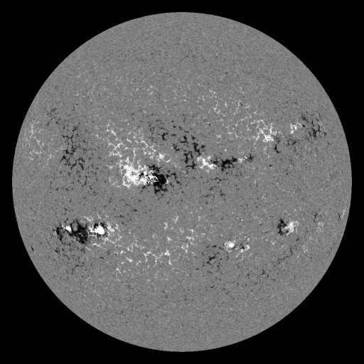 Solar Magnetic Fields