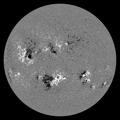 Solar Magnetic Fields