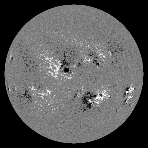 Solar Magnetic Fields