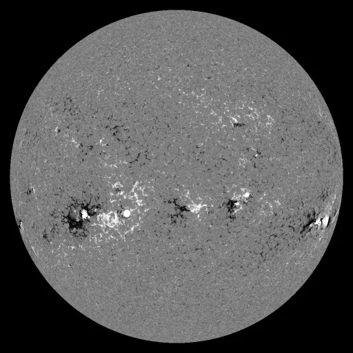 Solar Magnetic Fields