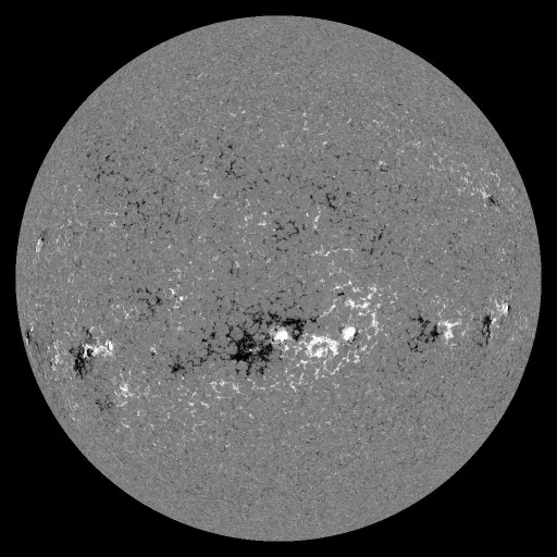 Solar Magnetic Fields