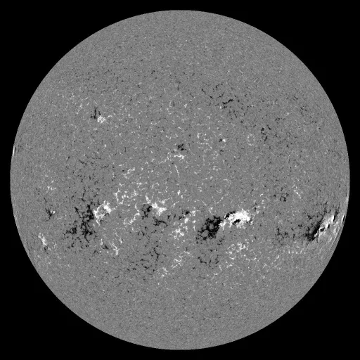 Solar Magnetic Fields
