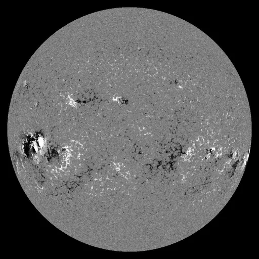Solar Magnetic Fields