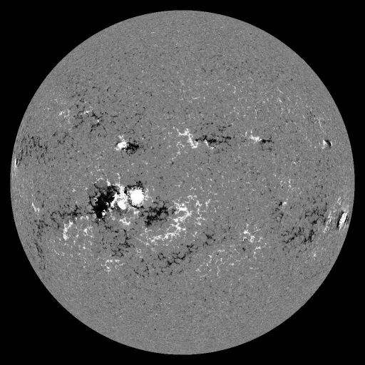 Solar Magnetic Fields