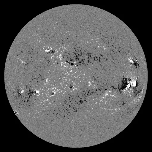 Solar Magnetic Fields