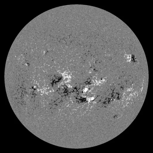 Solar Magnetic Fields
