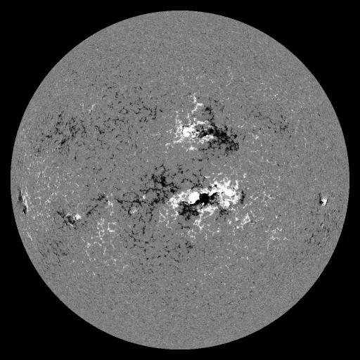 Solar Magnetic Fields
