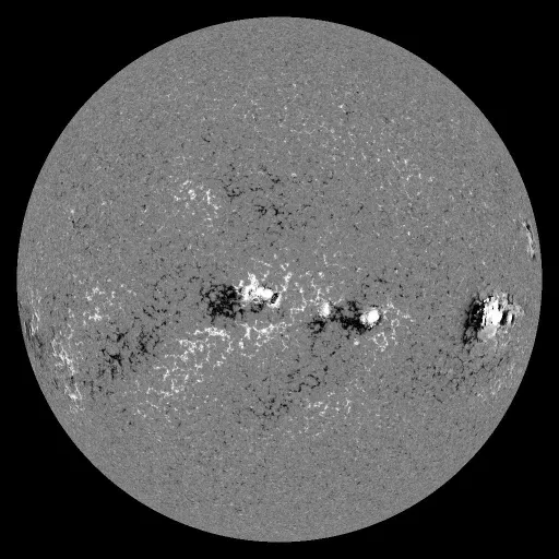 Solar Magnetic Fields