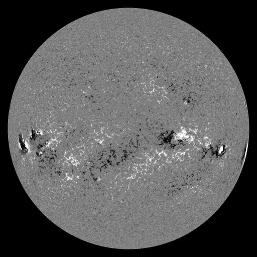 Solar Magnetic Fields