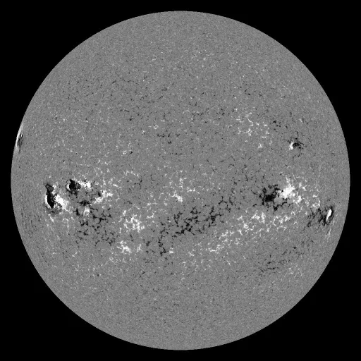 Solar Magnetic Fields