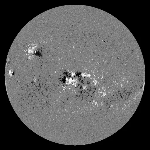 Solar Magnetic Fields
