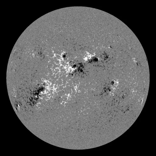 Solar Magnetic Fields