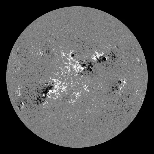 Solar Magnetic Fields