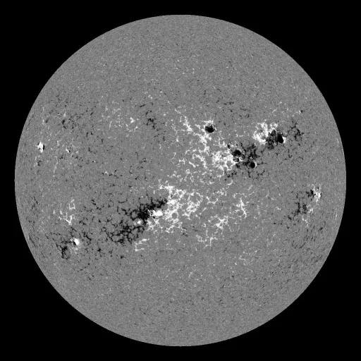Solar Magnetic Fields