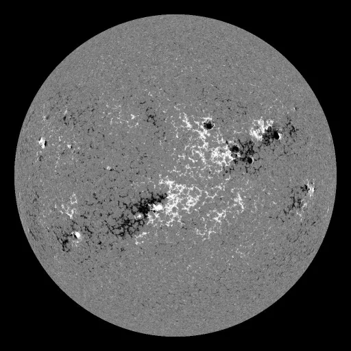 Solar Magnetic Fields