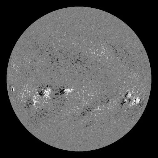 Solar Magnetic Fields