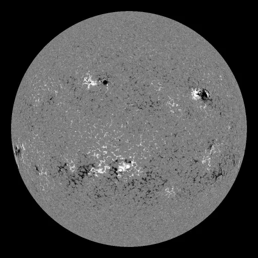 Solar Magnetic Fields