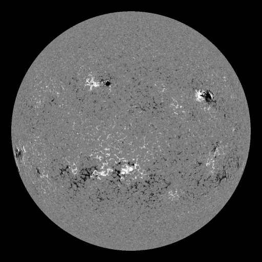 Solar Magnetic Fields