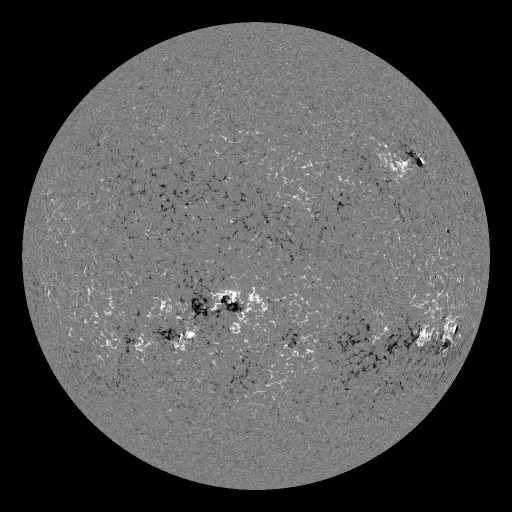 Solar Magnetic Fields