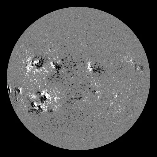 Solar Magnetic Fields