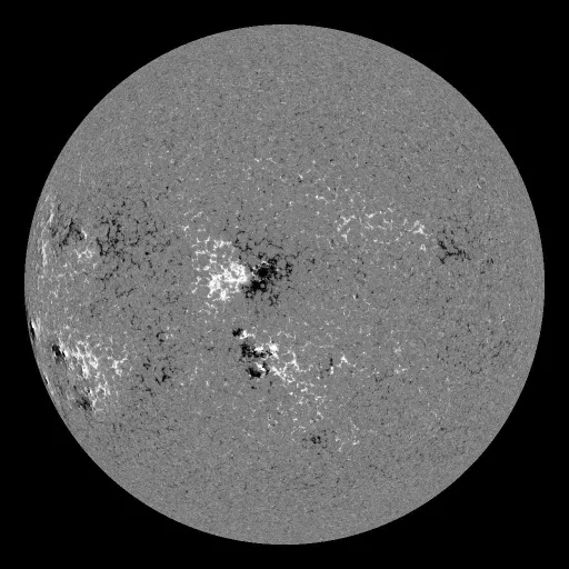 Solar Magnetic Fields