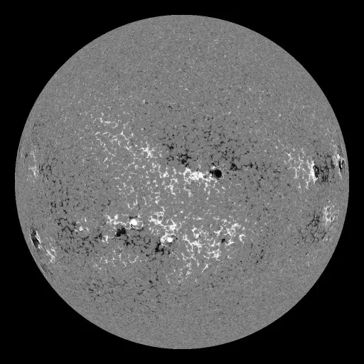 Solar Magnetic Fields