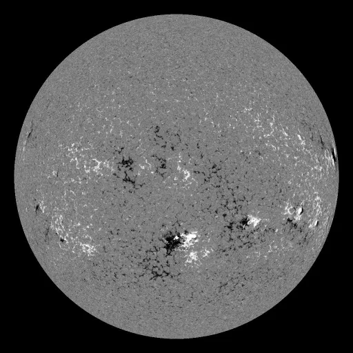 Solar Magnetic Fields