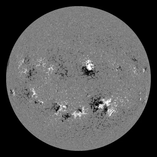 Solar Magnetic Fields
